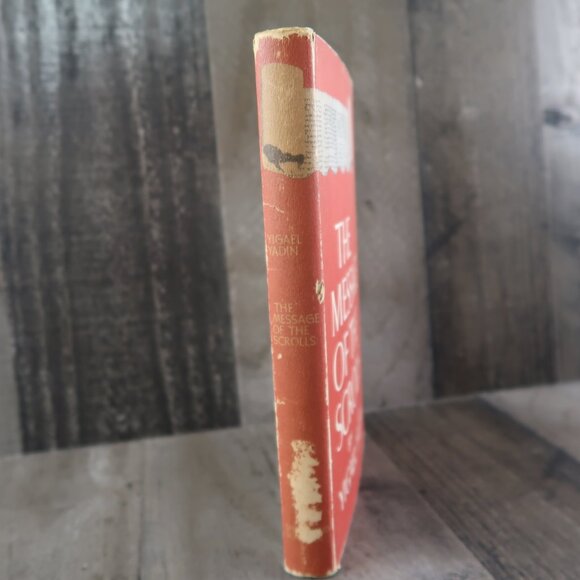 The Message of The Scrolls by Yigael Yadin 1957 HCDJ 3rd Printing - Picture 2 of 8